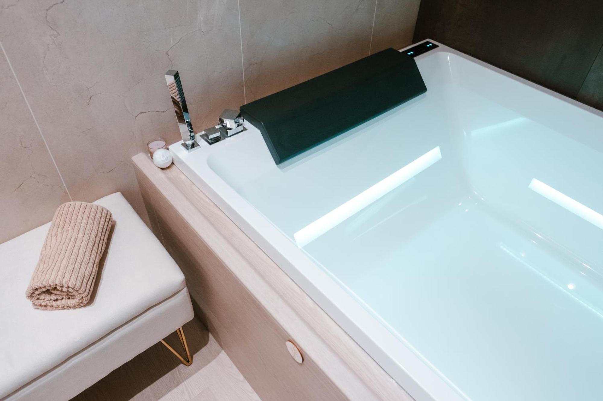 18Zero2 Luxury Rooms Bari Buitenkant foto